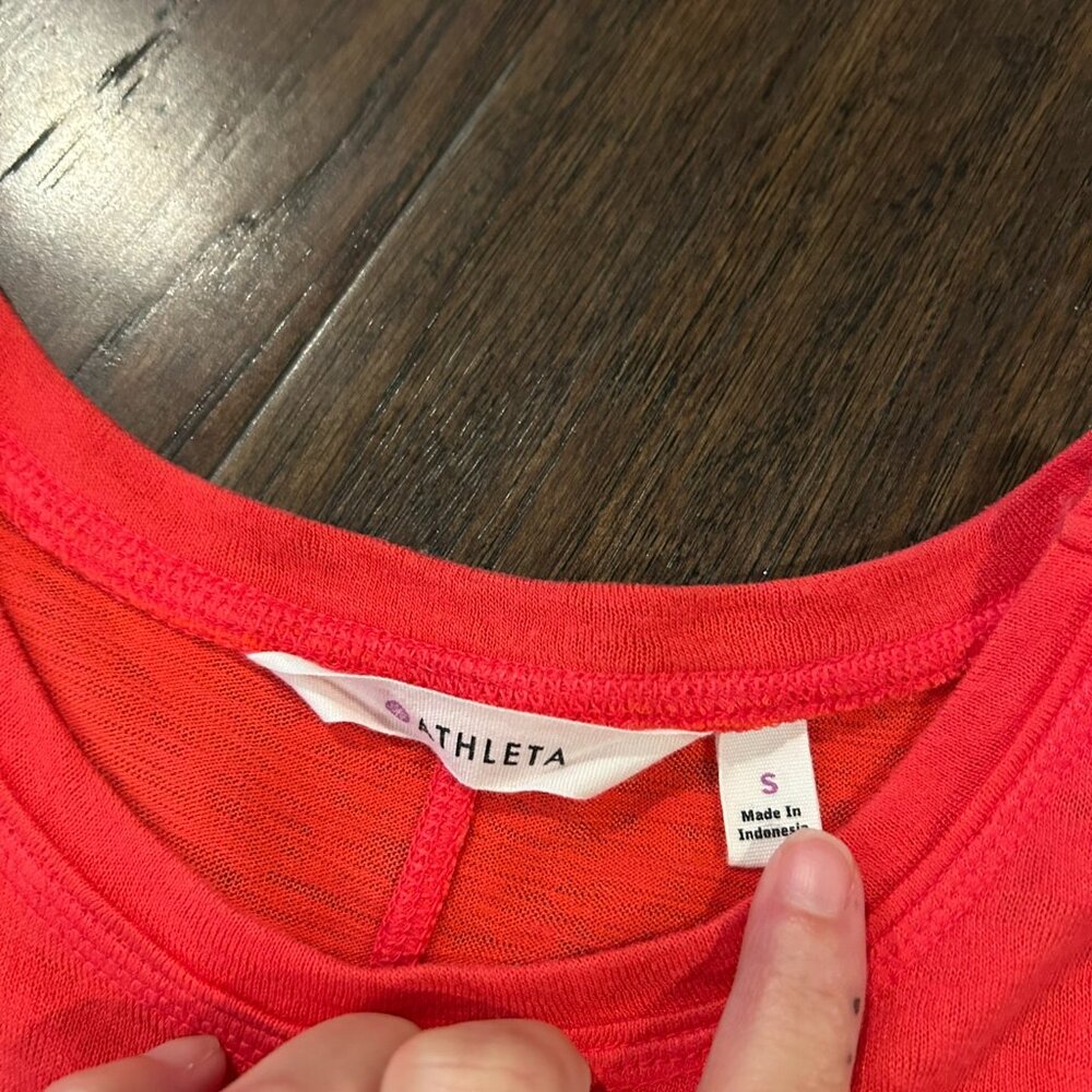 VGUC Athleta Daily Tank Coral Conquest size small - Picture 2 of 3